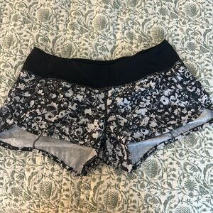 GUC, Lululemon original speed shorts